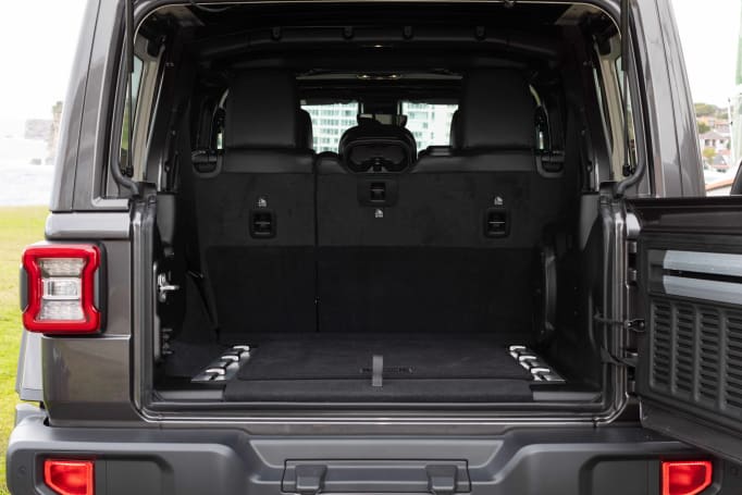Jeep Wrangler 2021 Boot space