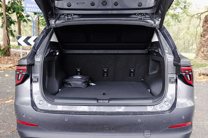 MG MGS5 EV 2025 Boot space