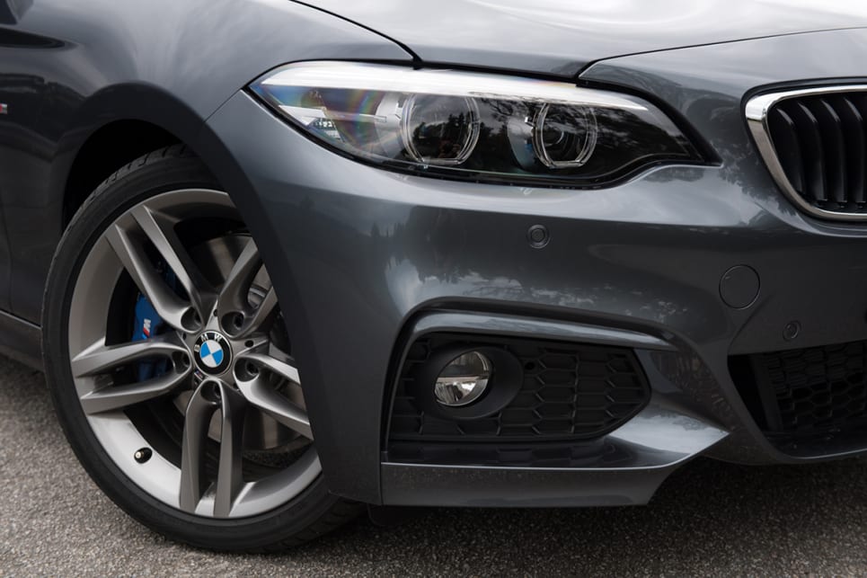 18-inch alloy rims come as standard on the 230i M Sport.