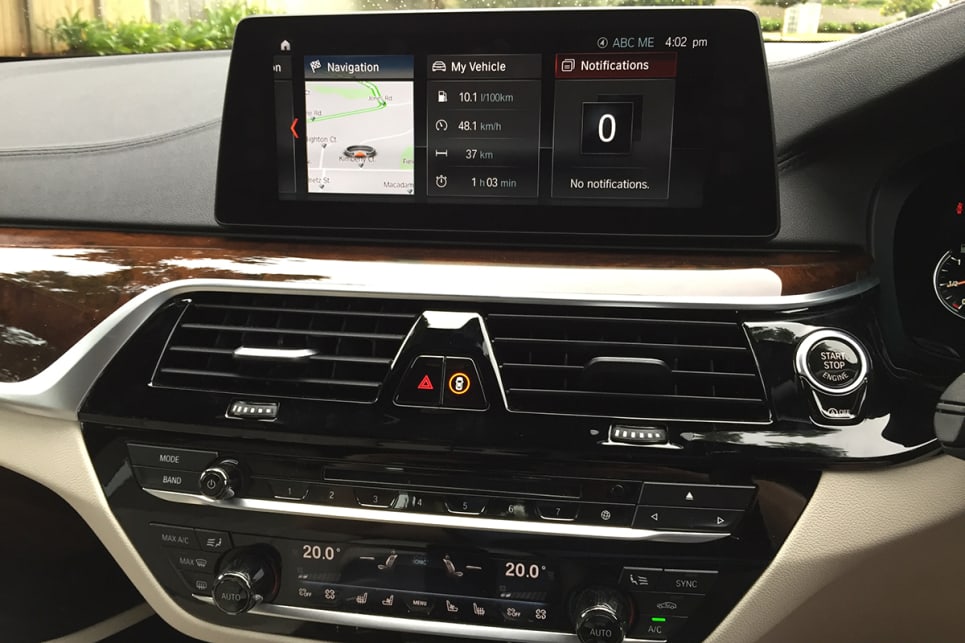 BMW's iDrive multimedia system continues to be a nifty unit. (Image credit: Vani Naidoo)