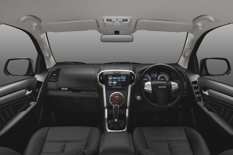 The LS-T has the same touchscreen features as the LS-U, and all variants have a leather-wrapped steering wheel.