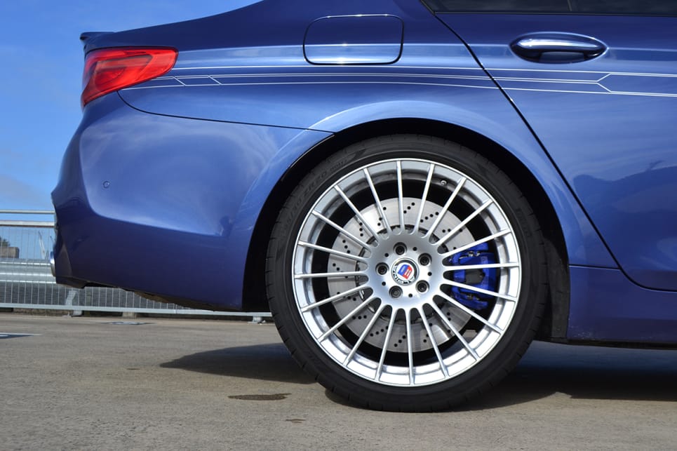 The B5 comes with all the classic Alpina extras: badged steering wheel, spoliers, pinstripes, and of course, the 20-spoke wheels.
