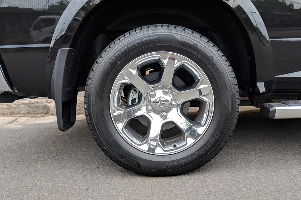 The 1500 Laramie scores 20-inch alloy wheels.