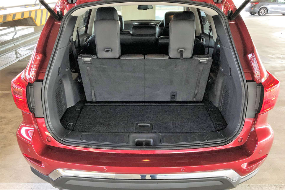Standard boot space is 453L...