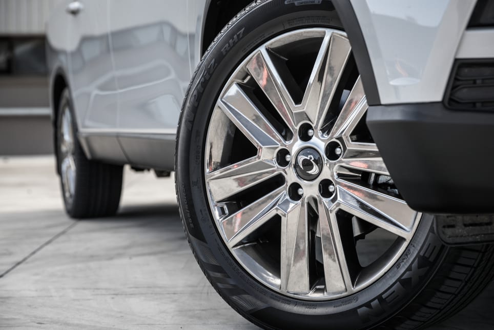 The Ultimate model scores 20-inch alloy wheels.