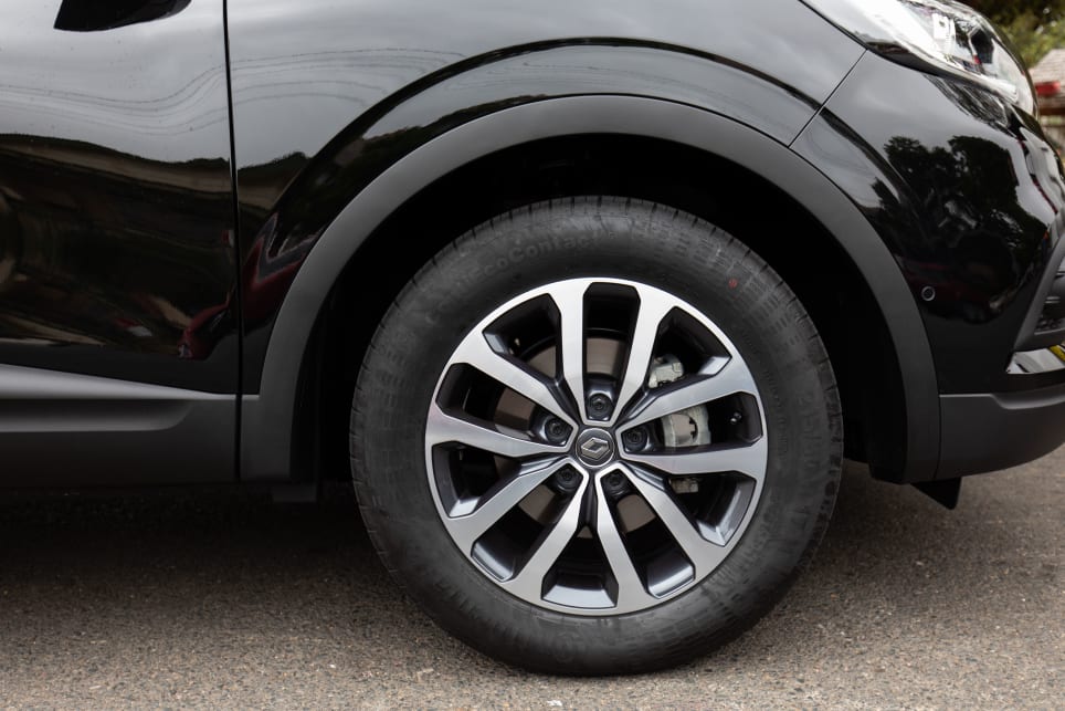 Standard equipment on the Zen includes 17-inch two-tone alloy wheels.