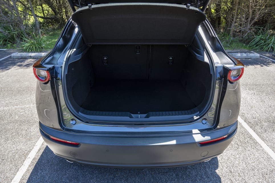 The Mazda has the smallest cargo capacity at 317 litres (VDA).