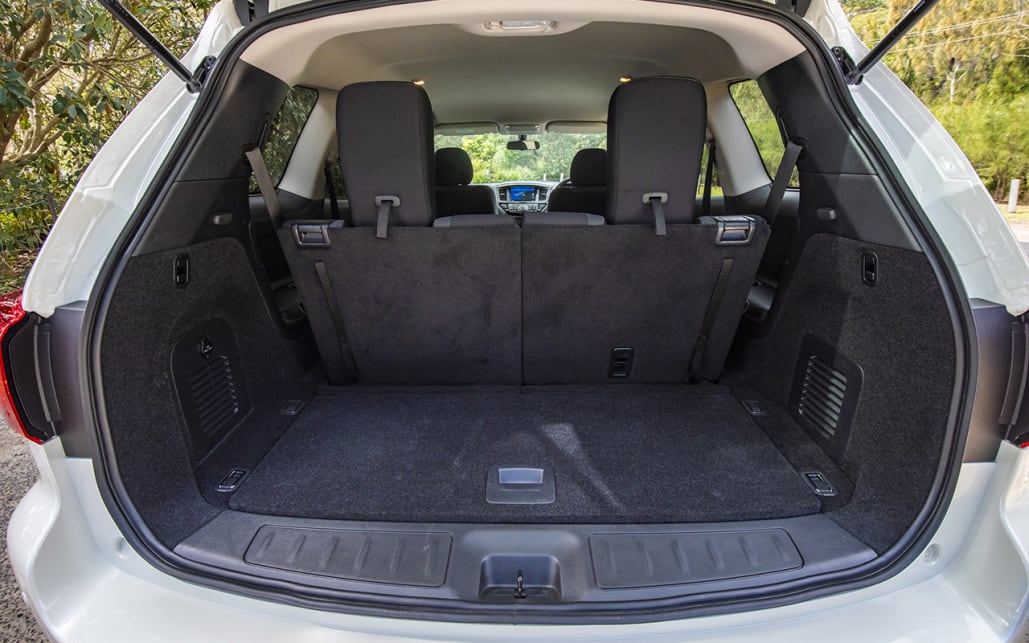 Boot space with the third-row seats up is 453 litres.