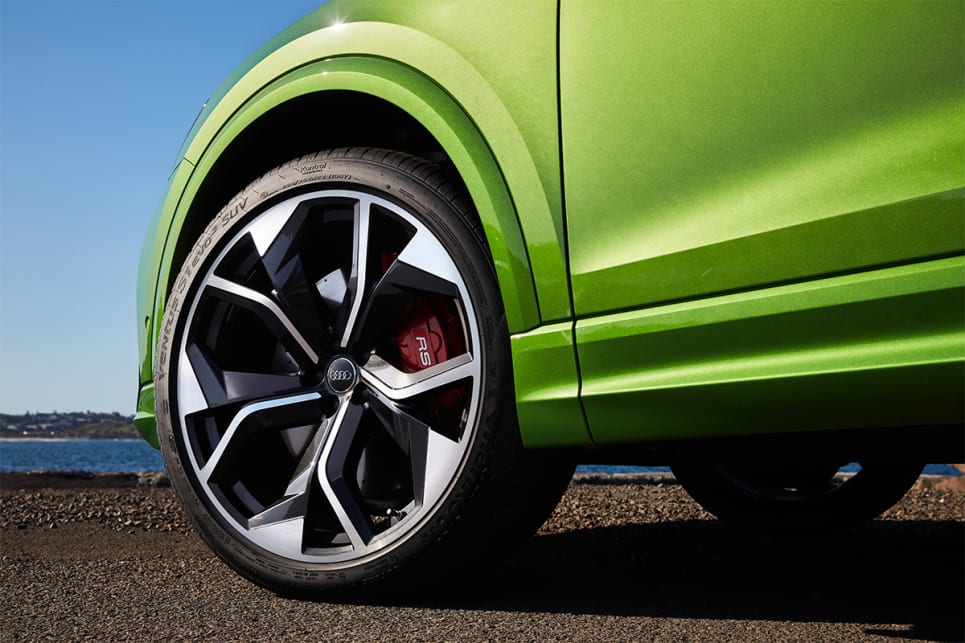 The RS Q8 wears massive 23-inch alloy wheels.
