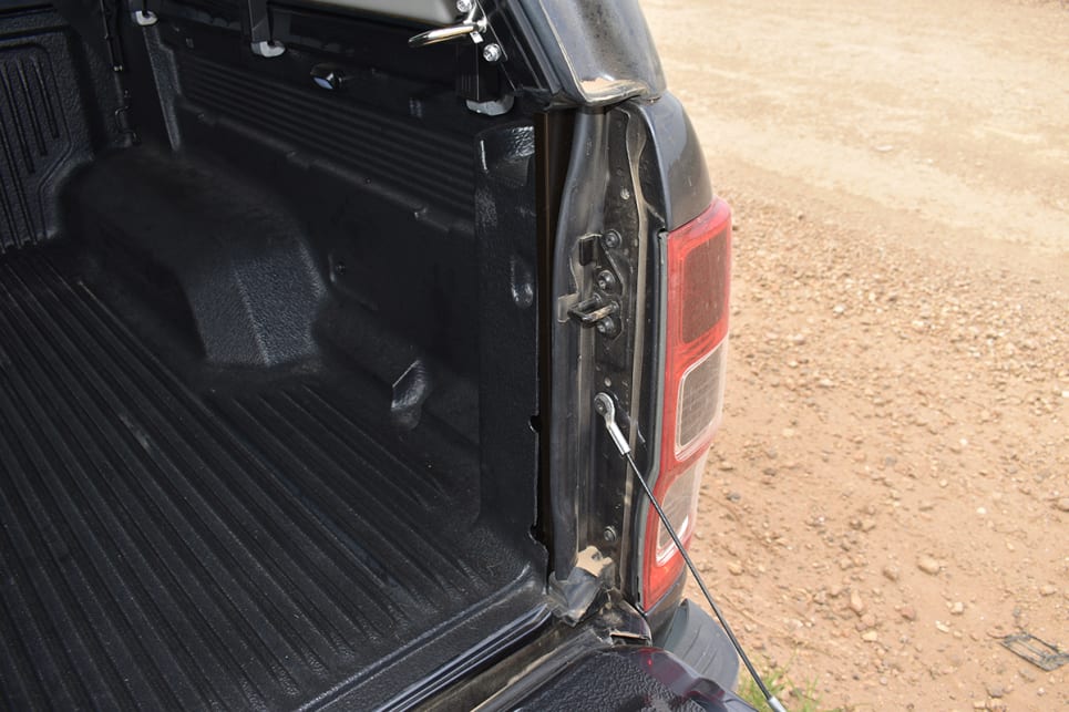 As the images show, the combination of the tailgate kit and thick rubber seal around the canopy’s lift-up rear window were very effective at blocking dust entry. (image: Mark Oastler)