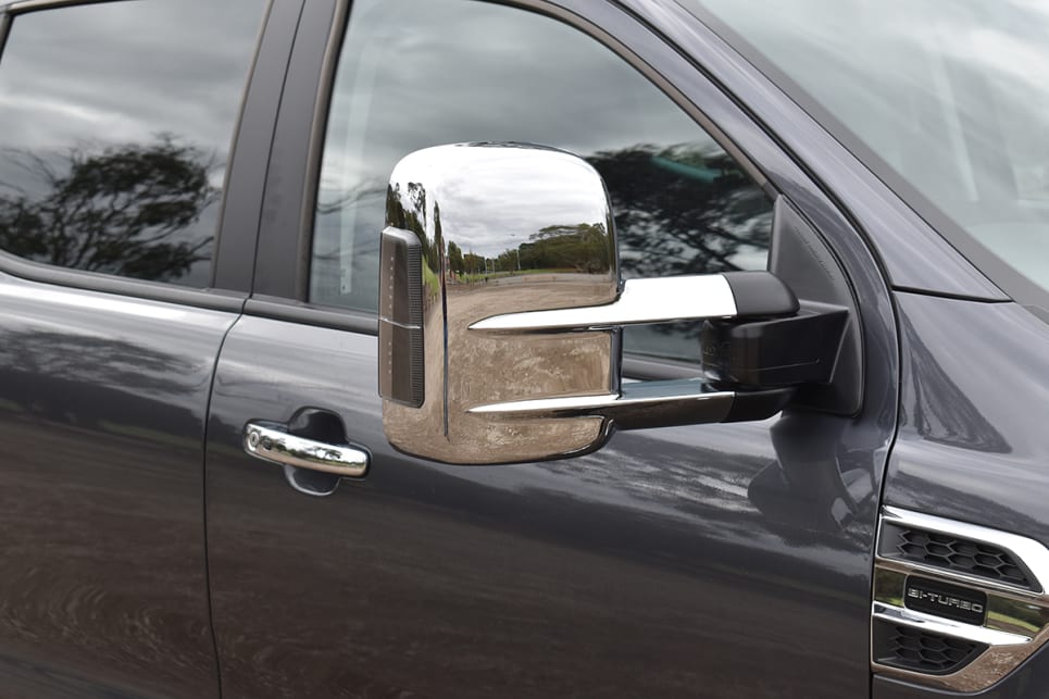 These rugged units are the ultimate in towing mirrors for a Ranger (particularly given the XLT’s emphasis on chrome) as they are about 200mm wider than the stock mirrors in the standard position. (image: Mark Oastler)