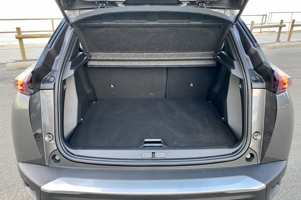 The boot offers 434 litres of space.