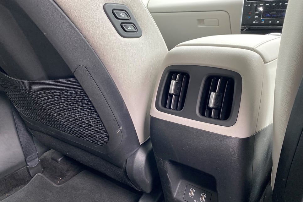Rear passengers get directional air vents. (image credit: Richard Berry)