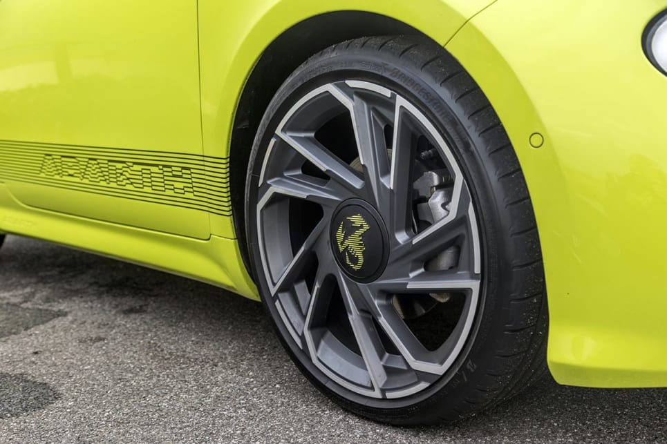 The 500e wears 18-inch alloy wheels. 