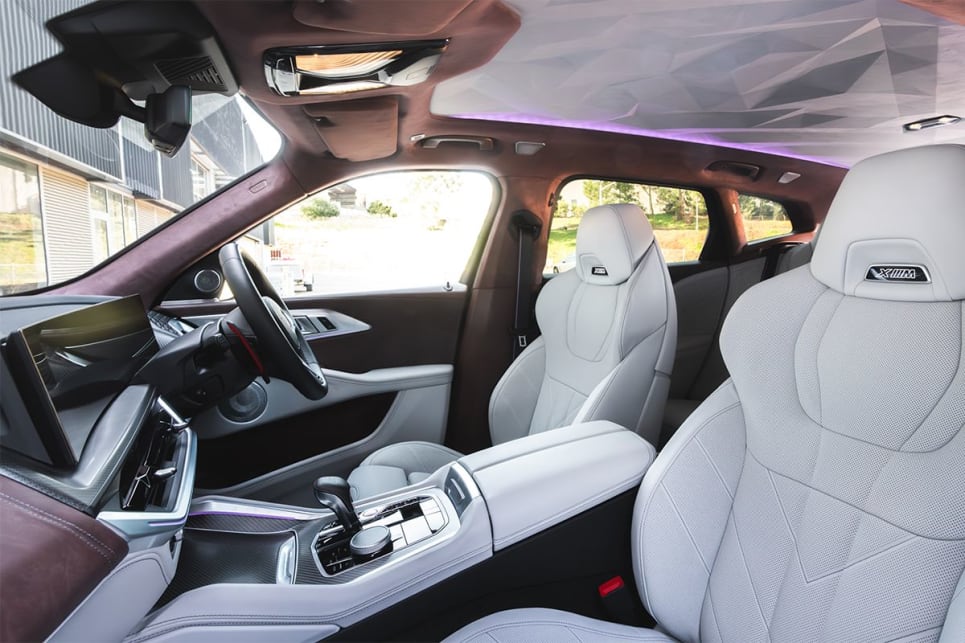 2023 BMW XM I Interior