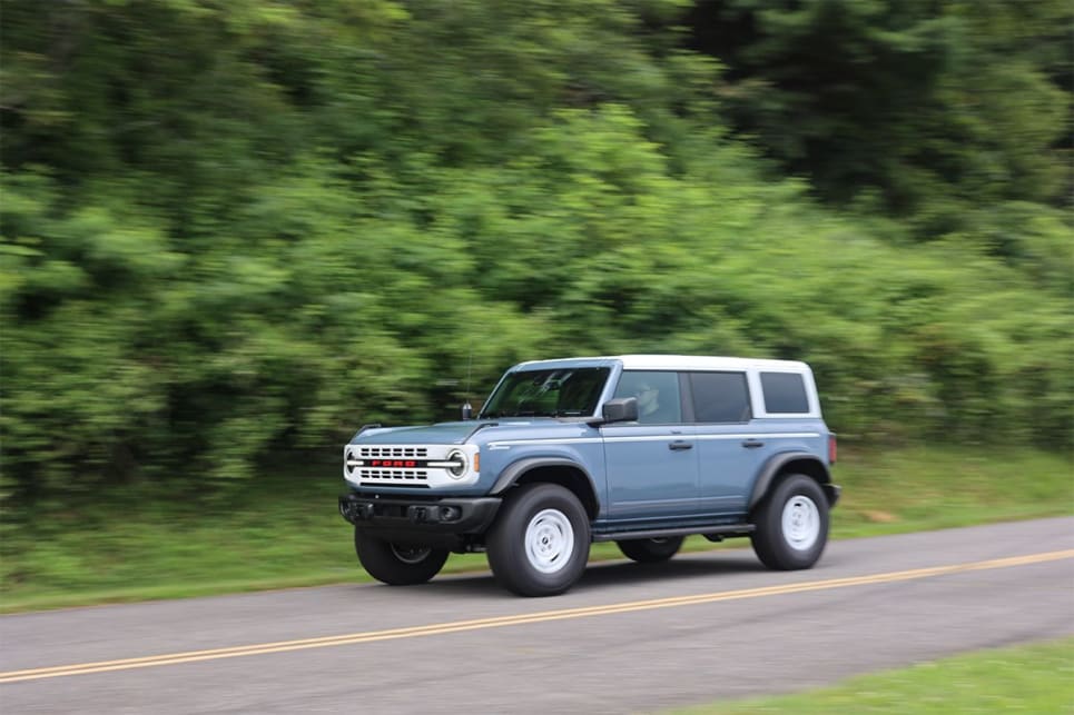 2024 Ford Bronco I Driving