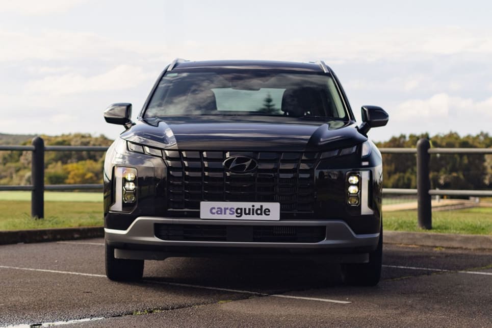 The Palisade Elite is a big and serious-looking seven-seater SUV. (Image: Dean McCartney)
