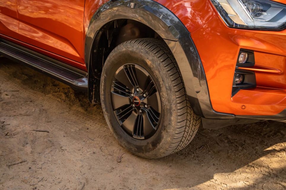 The D-Max has 18-inch alloy wheels and Bridgestone Dueler HT 265/60/18 tyres. (Image credit: Sam Rawlings) 