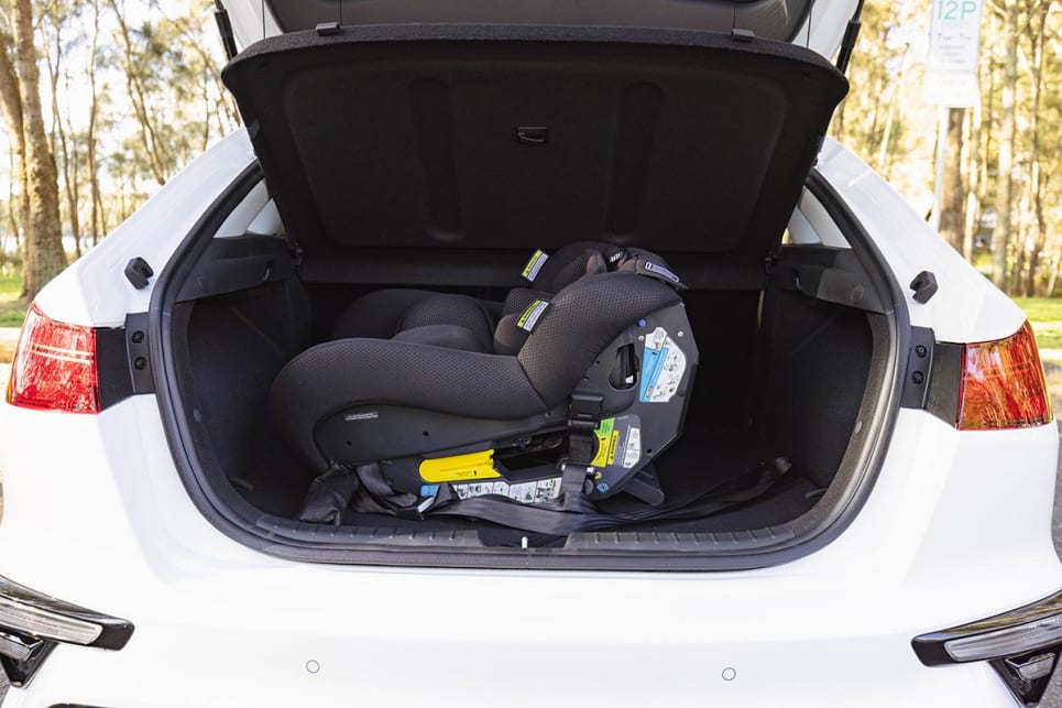 There's also an under floor storage box, a parcel shelf, and 2 luggage hooks, plus a handle to help close the boot as the tailgate isn't electric.