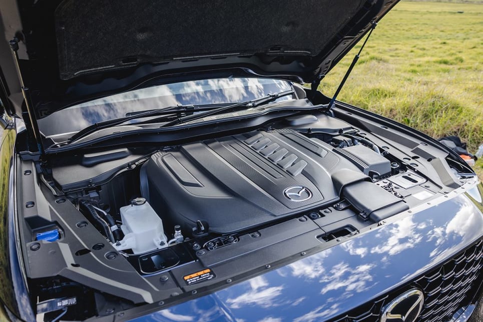 The D50e diesel gets a 3.3-litre straight-six turbocharged engine with 48-volt mild hybrid assistance.
