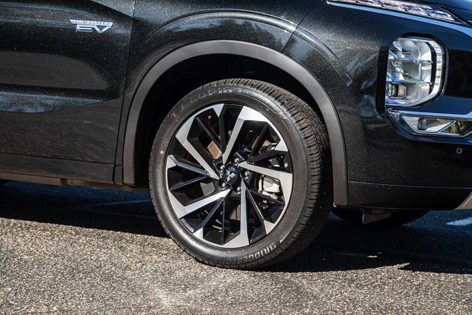 The Outlander wears 20-inch alloy wheels. (Image: Sam Rawlings)