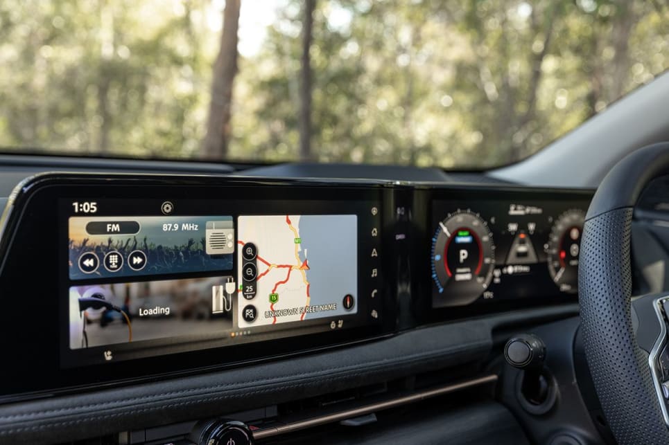 Multimedia has Apple CarPlay and Android Auto connectivity and sat-nav. 
