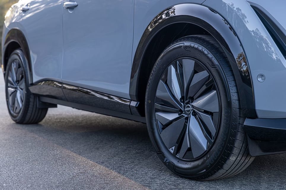 The Ariya wears19-inch alloys wheels.