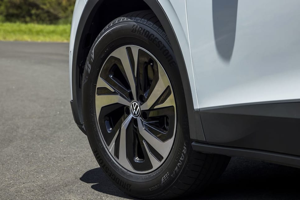 The 'Pure Performance' has 18-inch alloys.