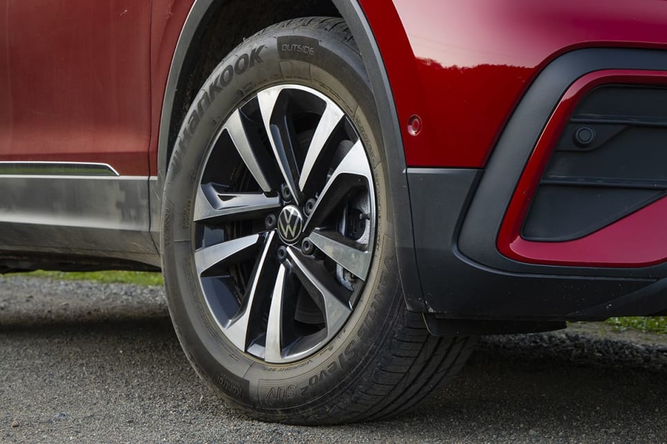 The 17-inch Dublin alloy wheels make rough road driving a lot more comfortable.