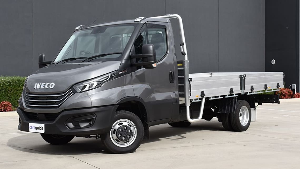 The latest Iveco Daily E6 features a more streamlined grille with prominent horizontal louvres. (image: Mark Oastler)