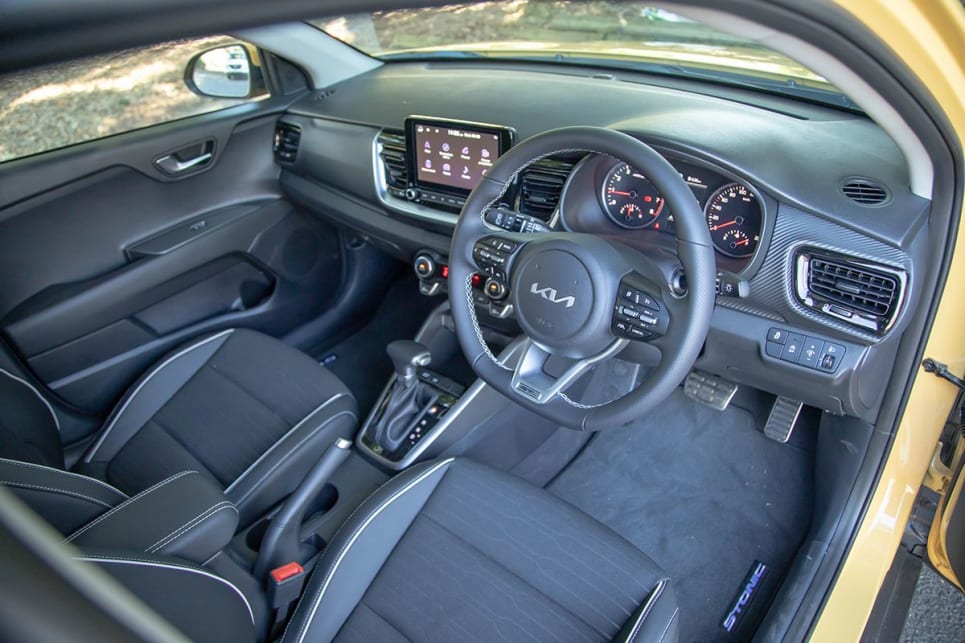 The Stonic features a carbon fibre-effect trim on the dash. (Image: Sam Rawlings)