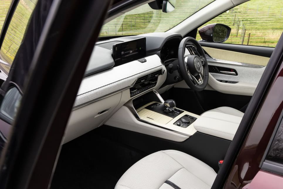 2024 Mazda CX-90 G50e I Interiors