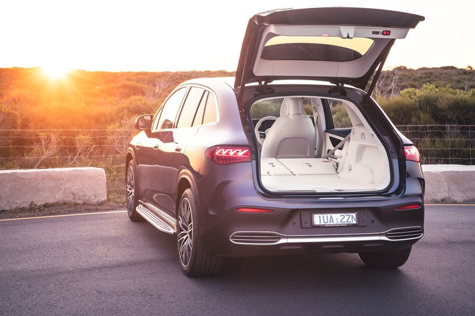 With the seat folded flat, there is 1675 litres of luggage space.