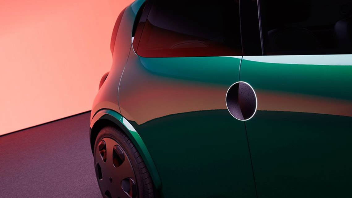 Signature details like circular door handles have been reimagined in the new Twingo concept.