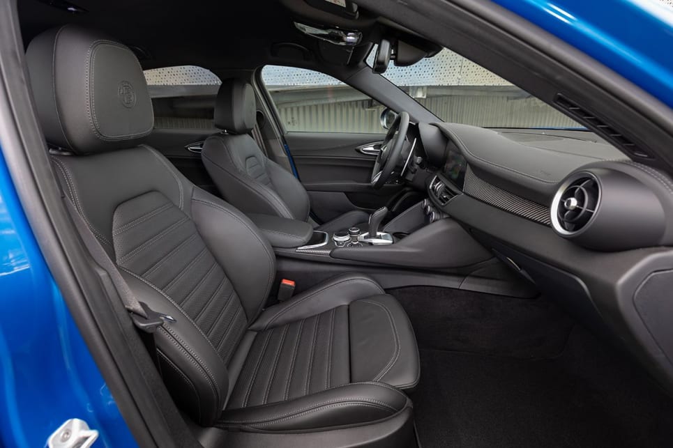 The entry-grade Ti and mid-level Veloce come with sports seats as standard for the front occupants, as well as the range-topping Quadrifoglio.