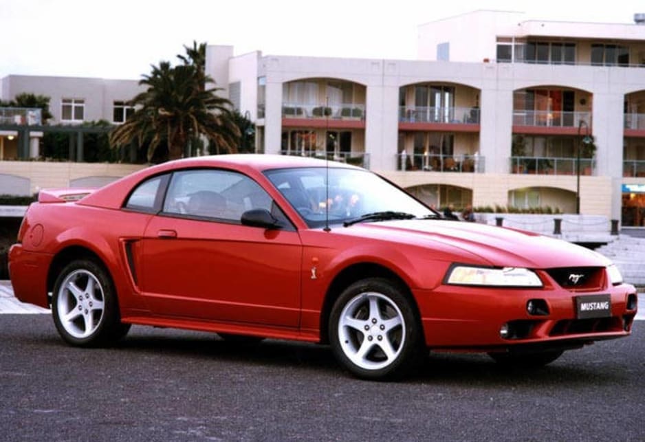 2001 Ford Mustang hardtop