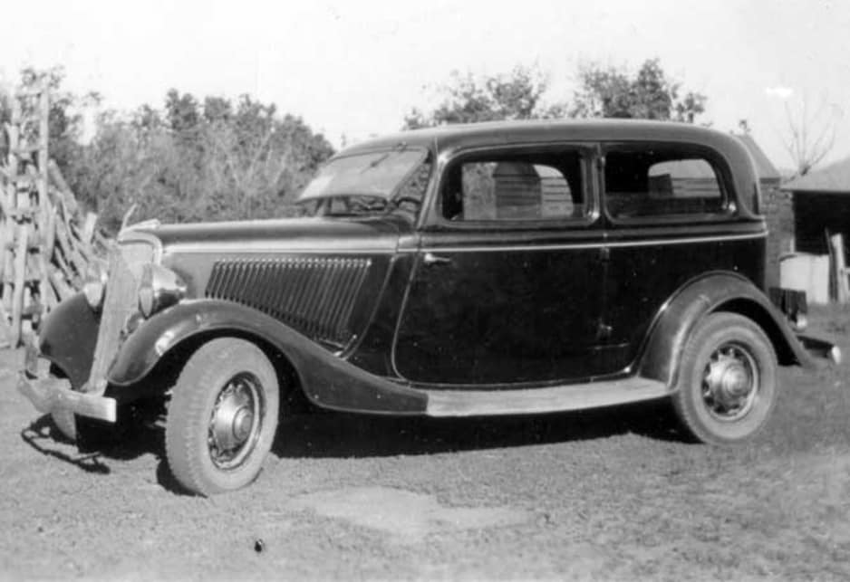 1934 Ford two door sedan