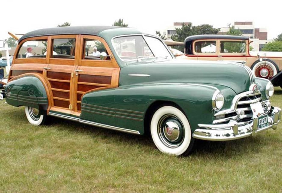 1947 Pontiac Streamliner Woody