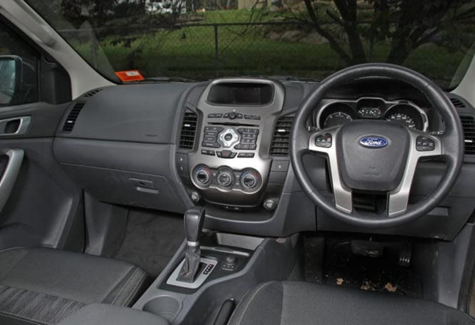 Ford Ranger - interior