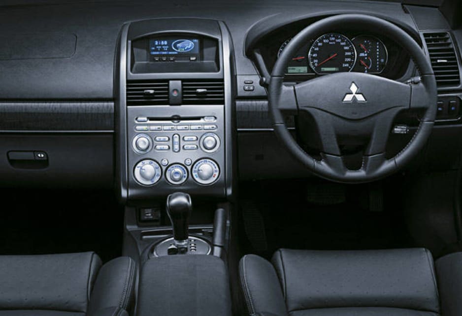 2005 Mitsubishi 380 VRX