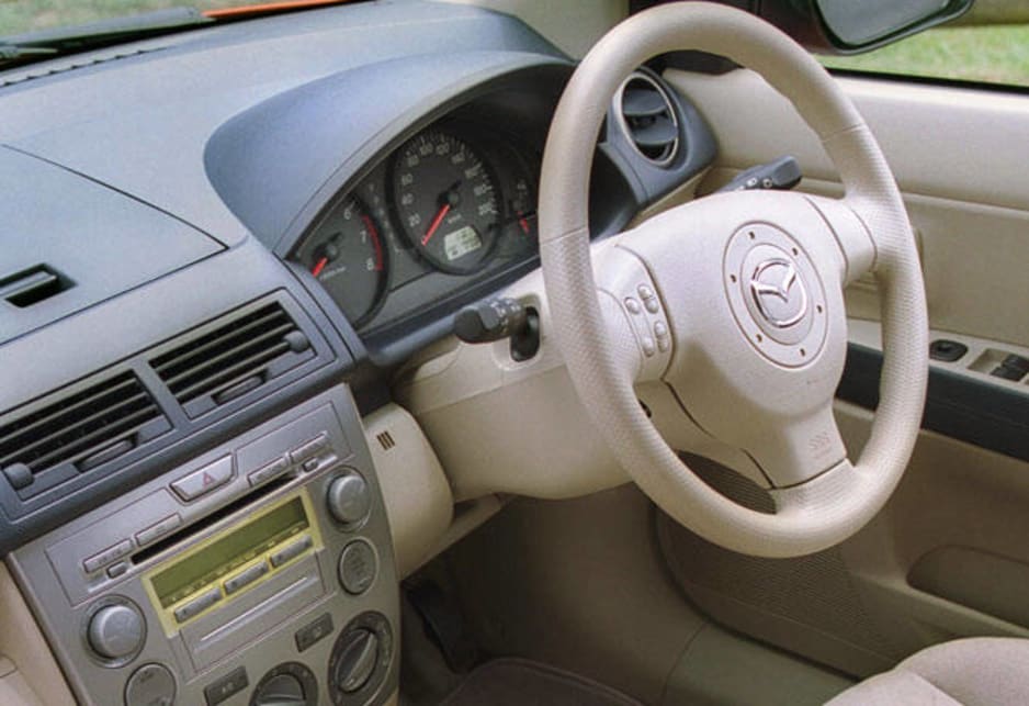 2002 Mazda2