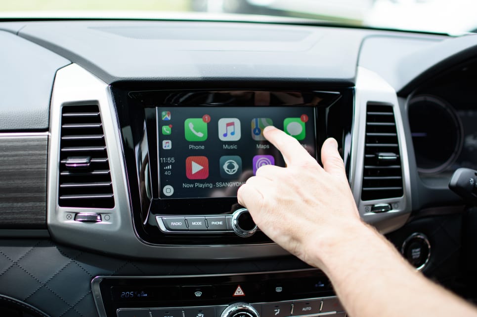 The 8.0-inch screen on the Rexton has Apple CarPlay and Android Auto but no CD player.