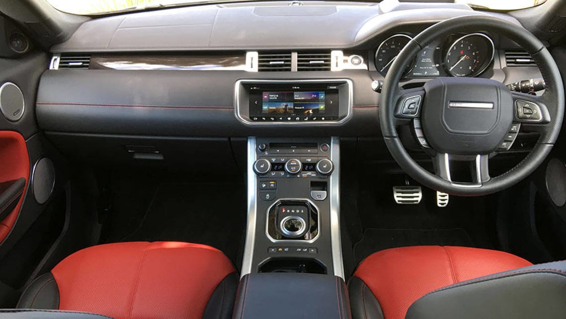 2017 Range Rover Evoque Convertible HSE Dynamic Si4.