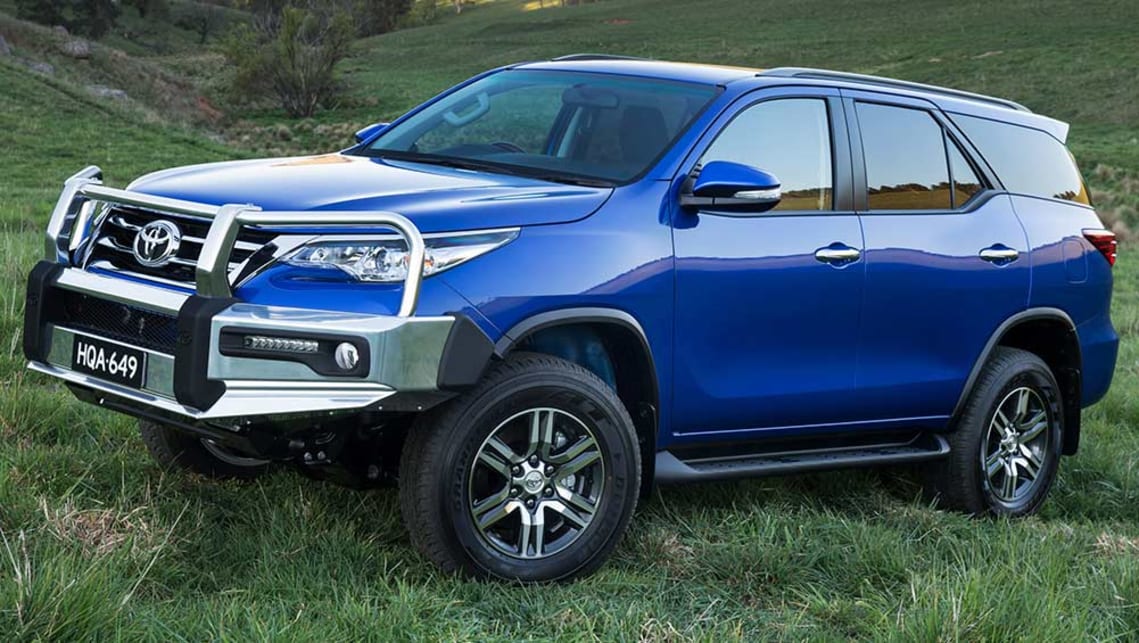 2015 Toyota Fortuner GXL with Toyota Genuine alloy bull bar