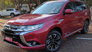 Mitsubishi Outlander PHEV Exceed 2017 review: family test