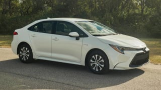 Toyota Corolla 2020 sedan smashes crash-safety tests