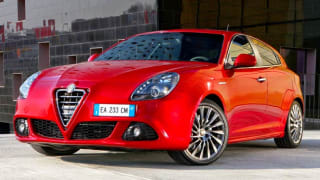 Alfa banks on Giulietta