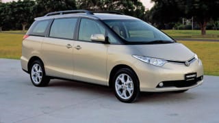 Toyota Tarago wins fifth crash star