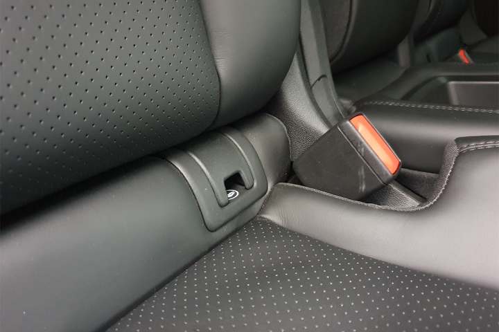 Cayenne isofix clearance