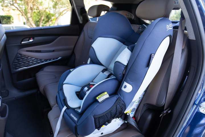 Most narrow infant car seat online